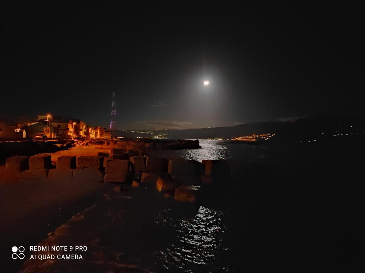 Atelier Bed&Bed Ξενοδοχείο Μεσίνα Εξωτερικό φωτογραφία